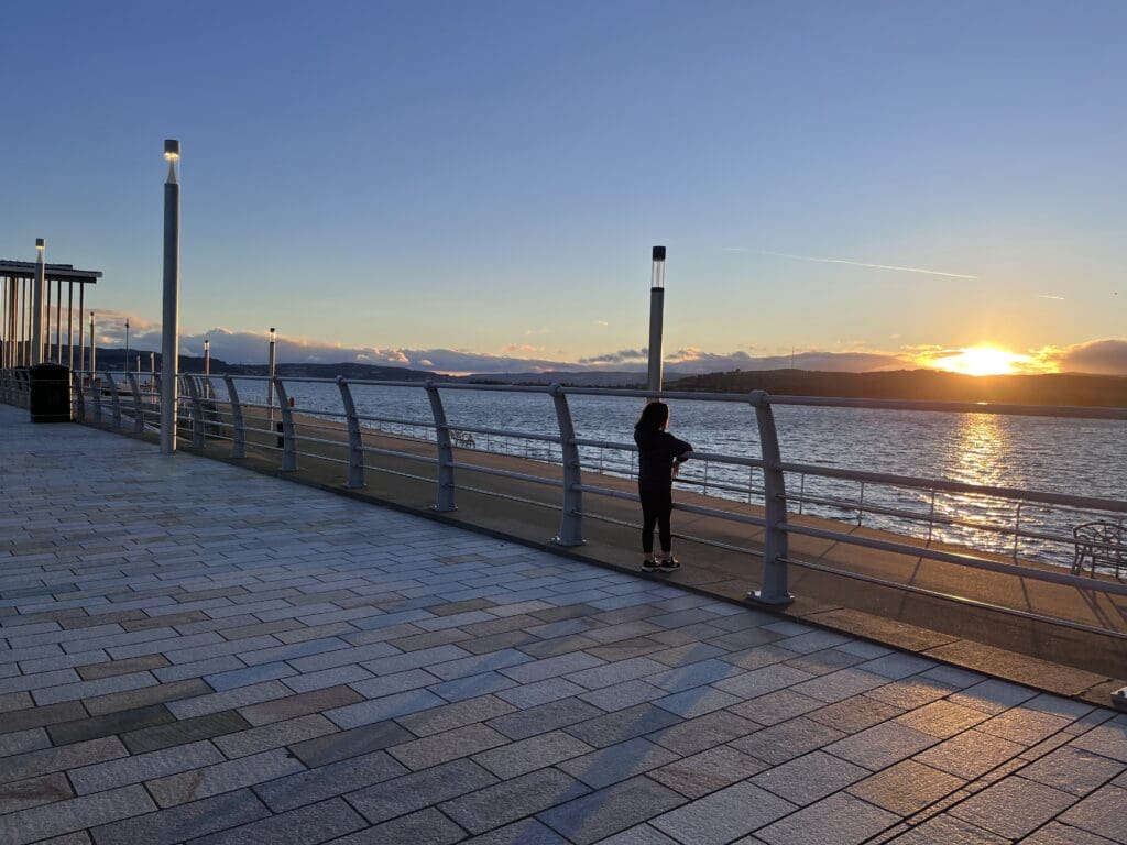 road trip from Glasgow to Helensburgh evening